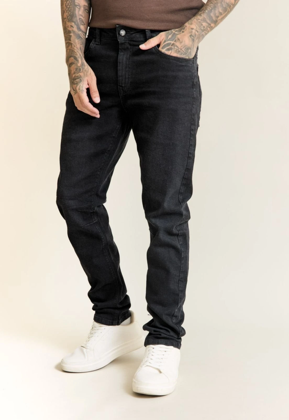 Dialogo-Jeans-Calca-Jeans-Masculina-Arqueada-Preta-com-Elastano-Dialogo--Preto-2187-37285941-3-zoom.png
