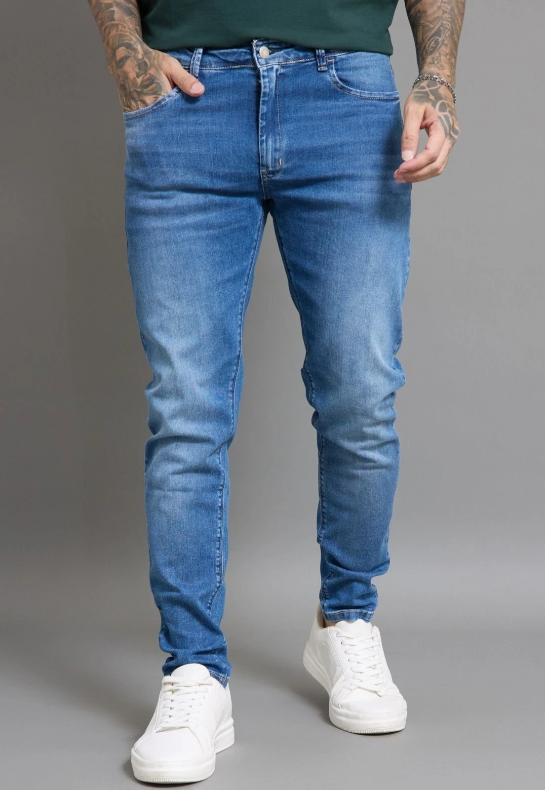 Dialogo-Jeans-Calca-Jeans-Skinny-Masculina-Marmorizada-Basica-na-Cor-Azul-Dialogo-3248-75501841-1-zoom (1).png